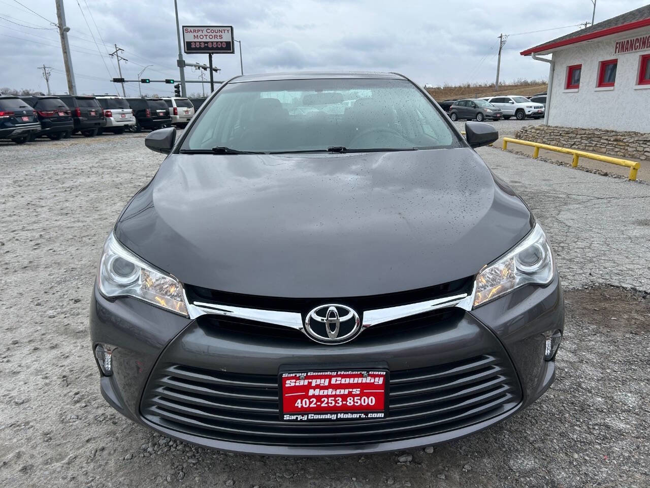 Used 2016 Toyota Camry LE image 8