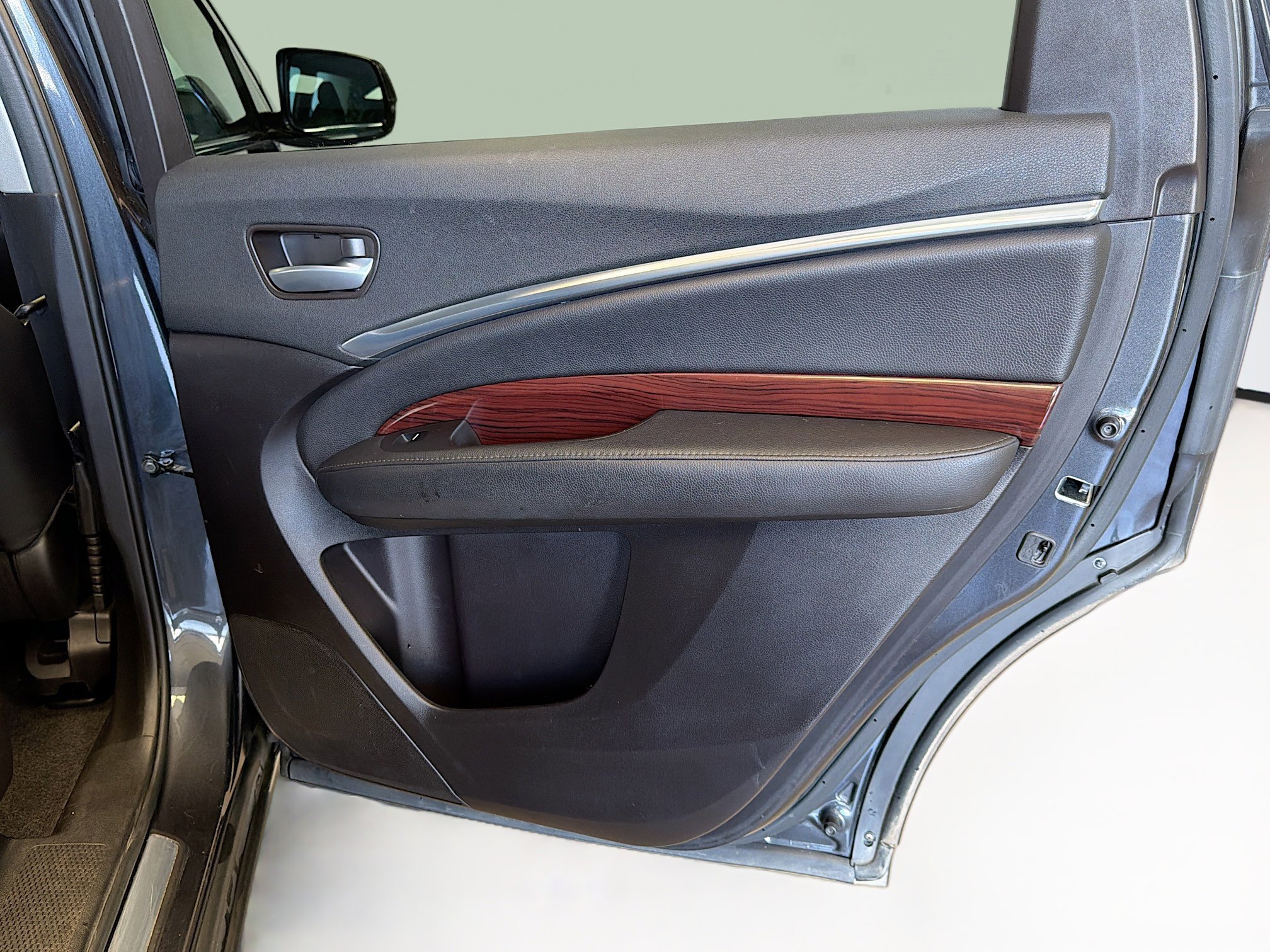 Used 2016 Acura MDX SH-AWD w/ Technology Package image 34