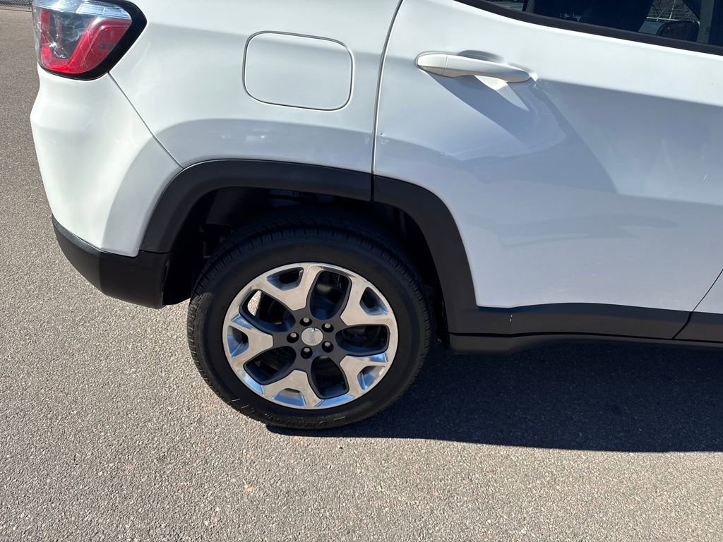 Used 2021 Jeep Compass Limited image 32