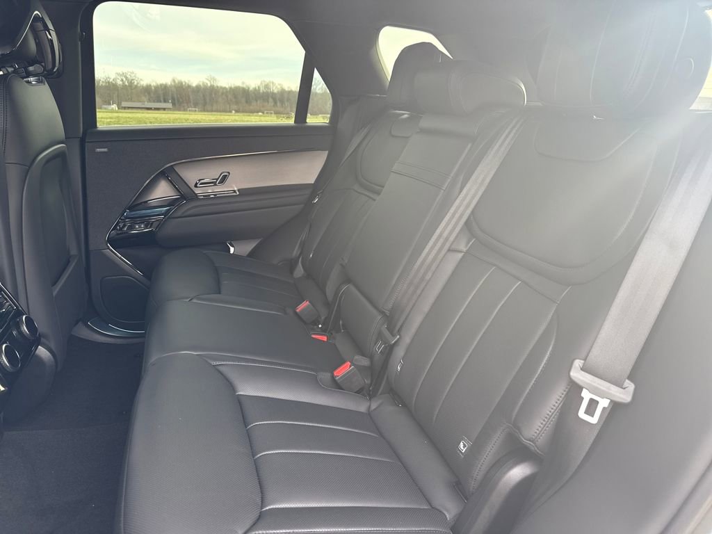 New 2026 Land Rover Range Rover Sport SE image 13