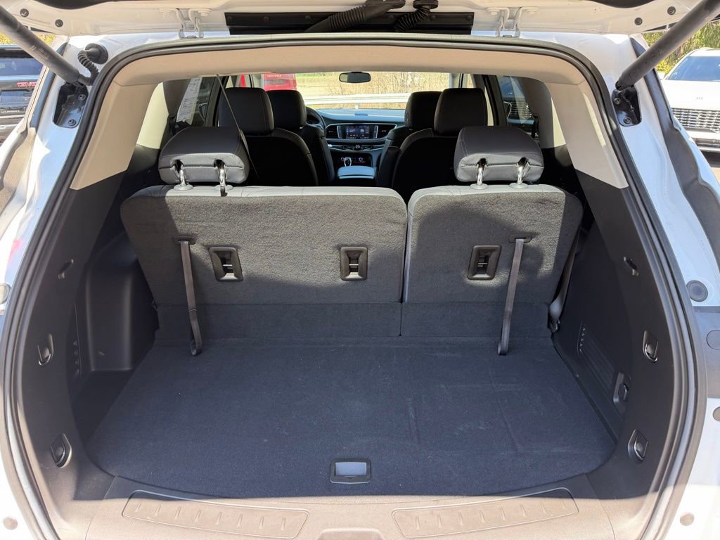 Used 2021 Buick Enclave Essence image 33