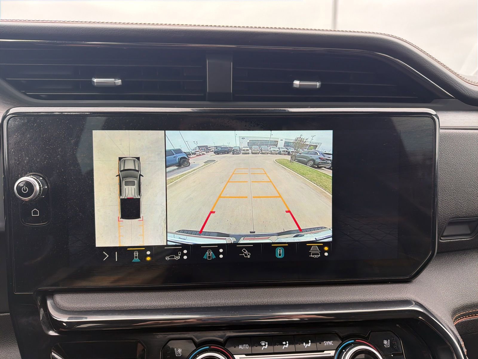 Used 2023 GMC Sierra 1500 AT4 w/ Technology Package image 21