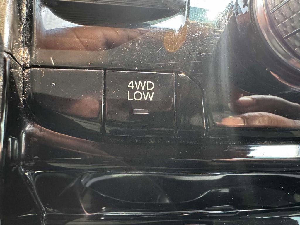 Used 2023 Jeep Grand Cherokee Trailhawk image 23