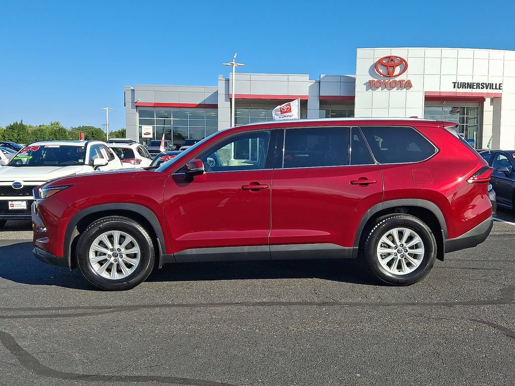 Certified 2024 Toyota Grand Highlander AWD image 7