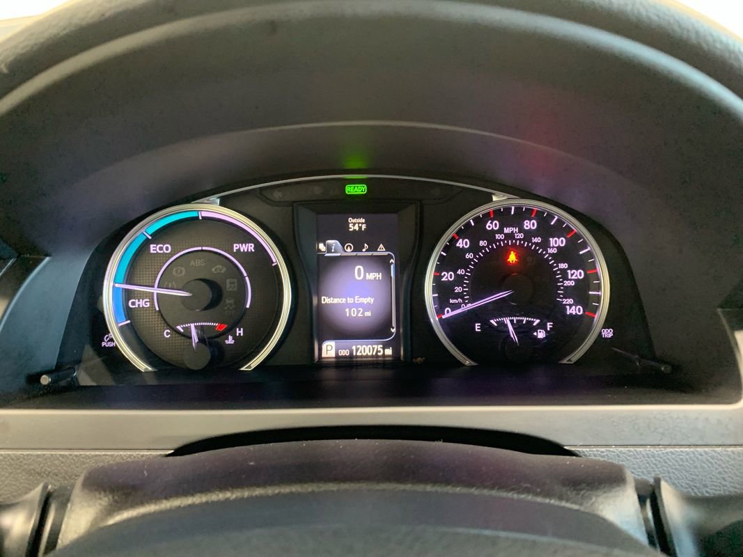Used 2017 Toyota Camry SE w/ Moonroof Package image 36