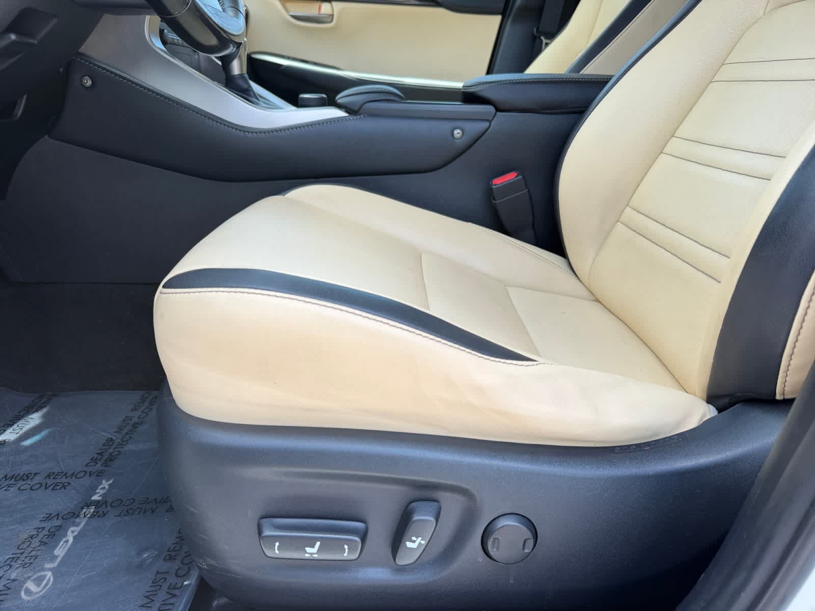 Used 2015 Lexus NX 200t FWD image 11