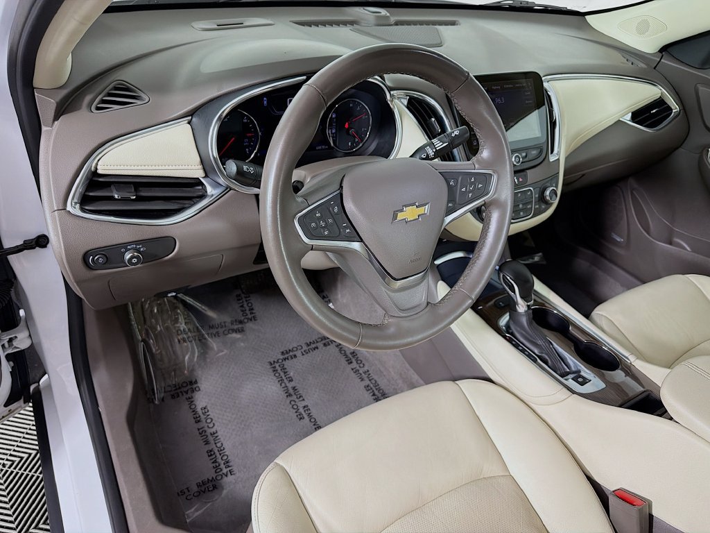 Used 2024 Chevrolet Malibu LT FWD image 9