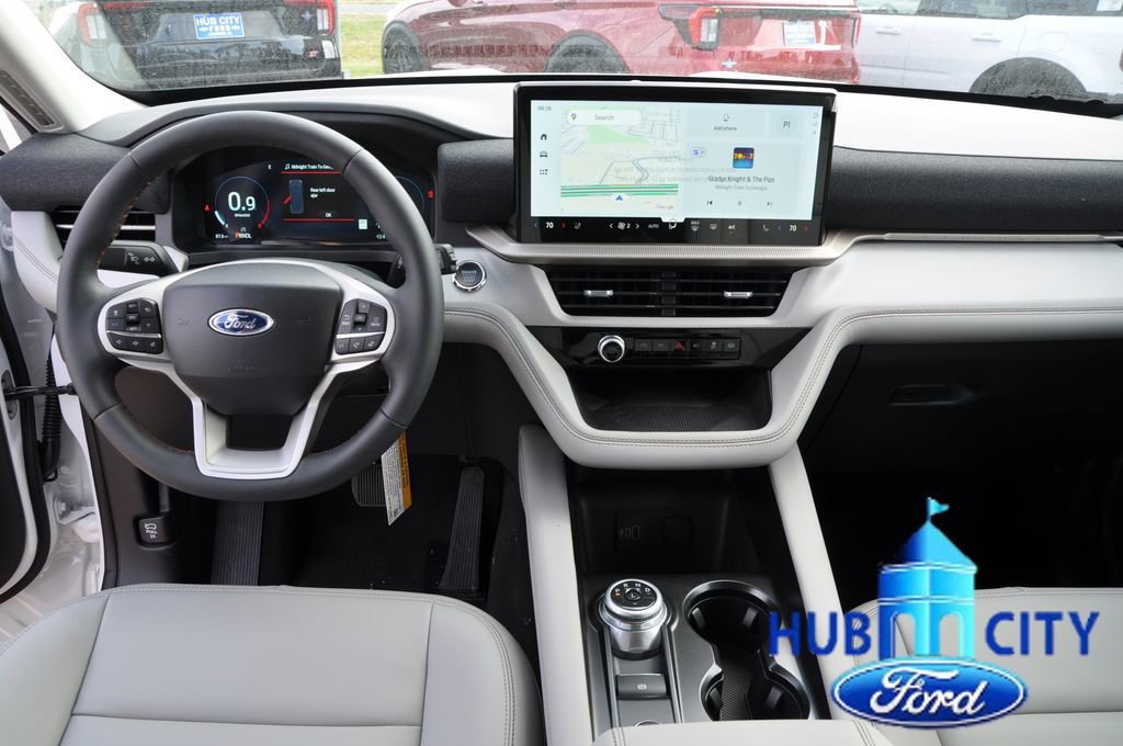 New 2026 Ford Explorer Active w/ Active Comfort Package image 12
