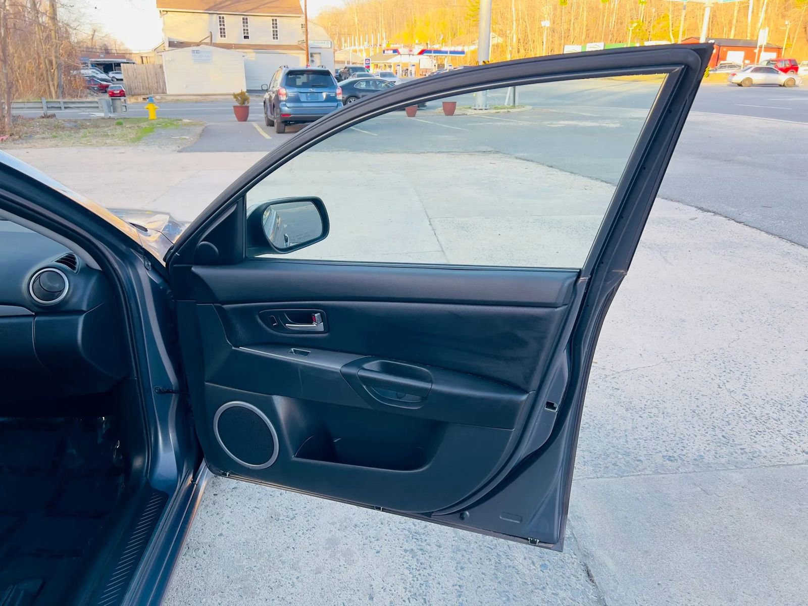 Used 2007 MAZDA MAZDA3 s Touring FWD image 11
