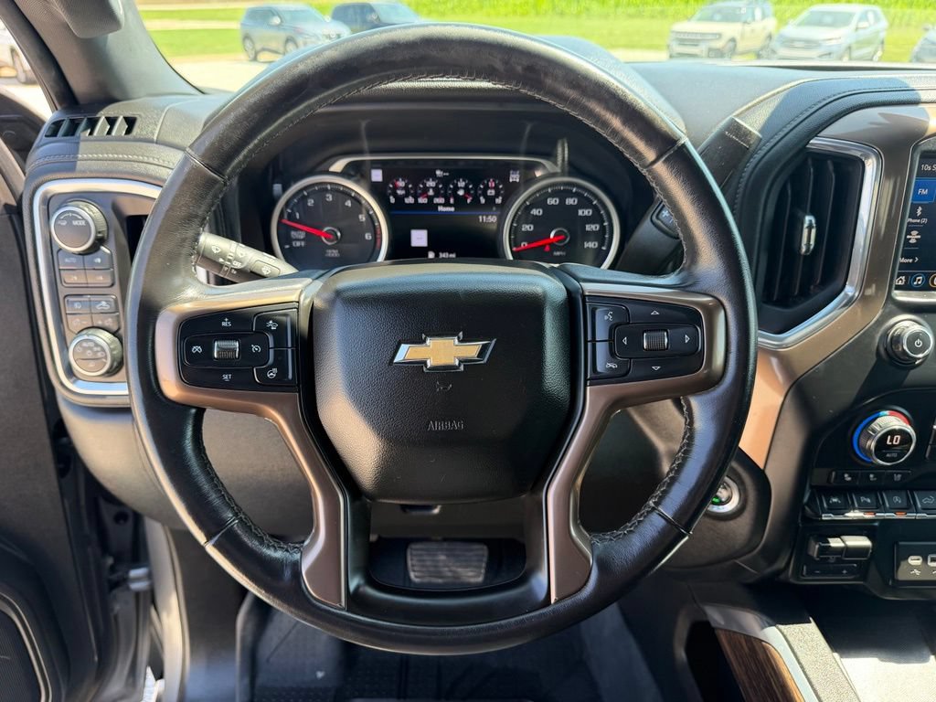 Used 2020 Chevrolet Silverado 1500 High Country w/ Technology Package AWD/4WD image 19