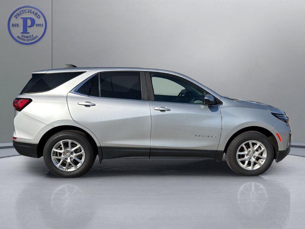 Used 2022 Chevrolet Equinox LT AWD/4WD image 8