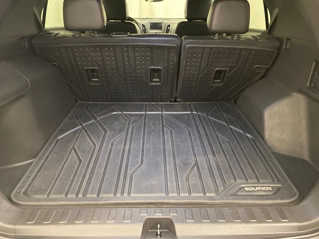 Used 2023 Chevrolet Equinox RS w/ LPO, Floor Liner Package AWD/4WD image 8