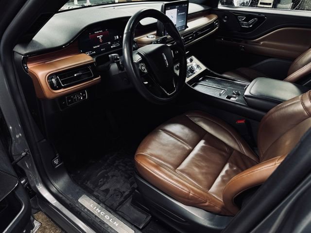 Used 2022 Lincoln Aviator Reserve w/ Elements Package Plus image 20