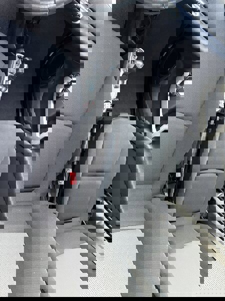 Used 2015 smart fortwo pure image 26