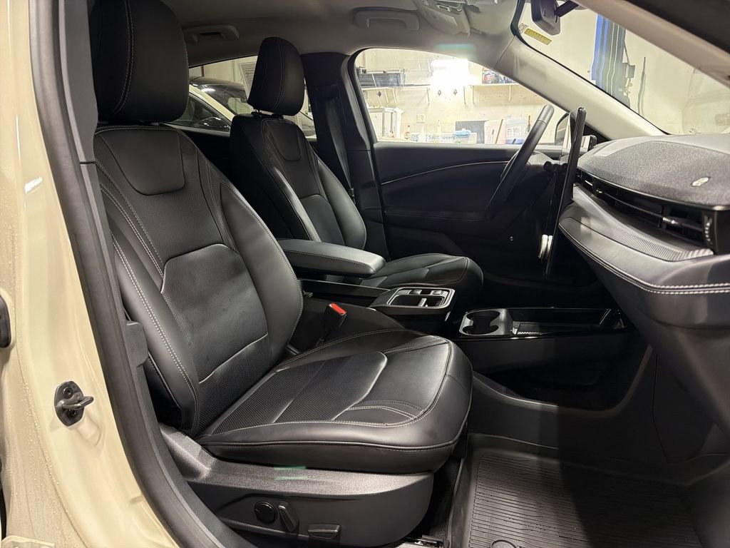 Used 2025 Ford Mustang Mach-E Premium image 28