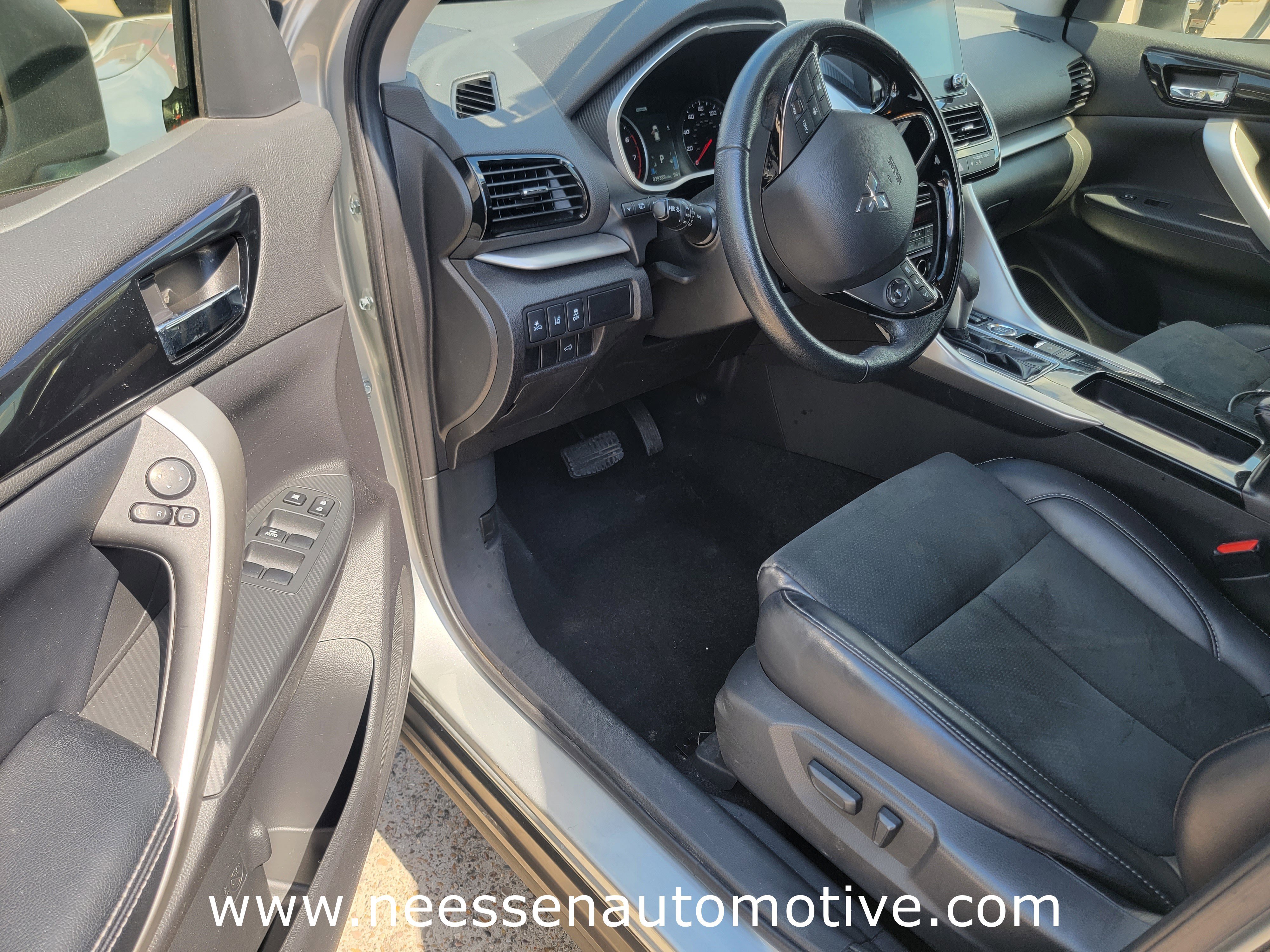 Used 2024 Mitsubishi Eclipse Cross SE image 14