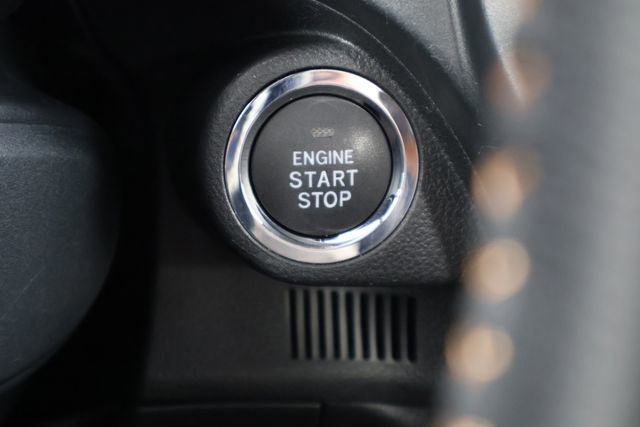 Used 2025 Subaru Forester Touring AWD/4WD image 39
