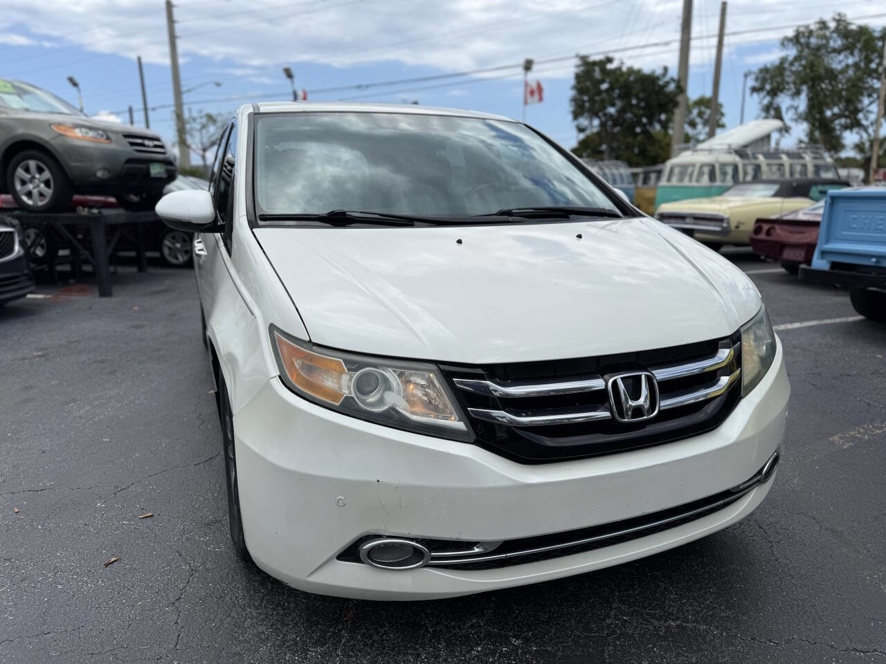 Used 2015 Honda Odyssey Touring Elite image 9