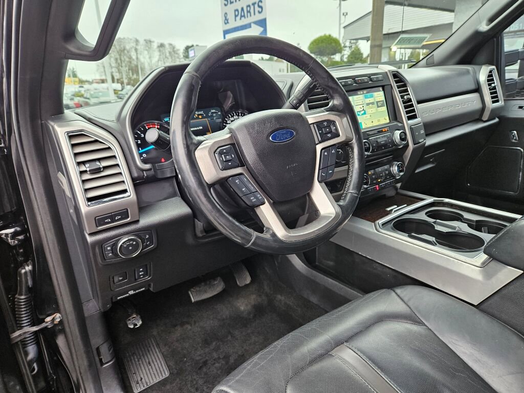 Used 2017 Ford F350 Platinum w/ Platinum Ultimate Package image 20