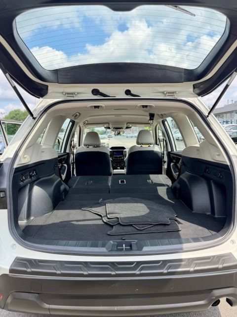 Used 2023 Subaru Forester AWD/4WD image 29