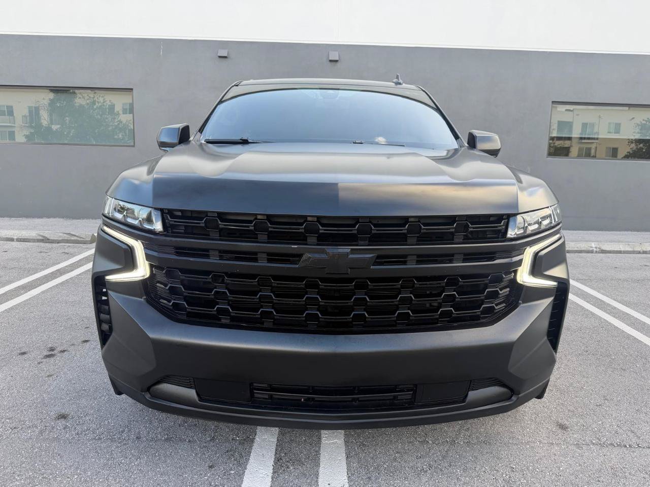 Used 2021 Chevrolet Suburban LT RWD image 6