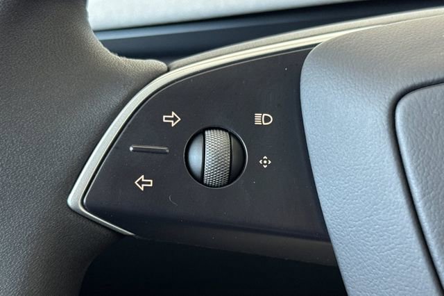 Used 2025 Tesla Model 3 Long Range image 34