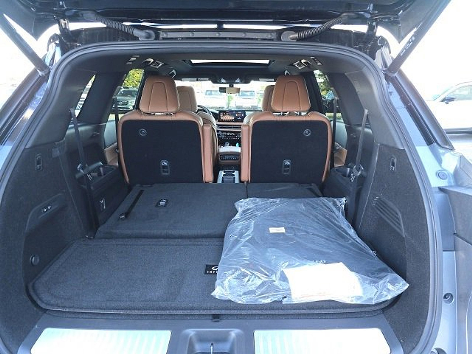 Certified 2025 INFINITI QX60 Autograph w/ Cargo Package image 19