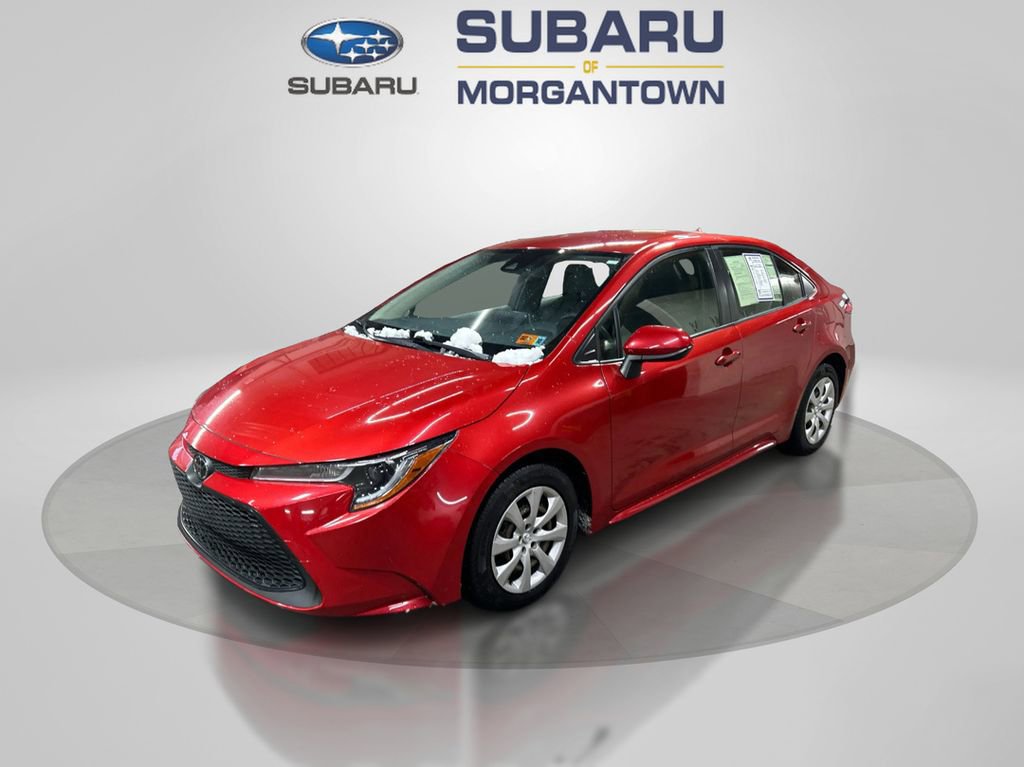 Used 2021 Toyota Corolla LE image 1