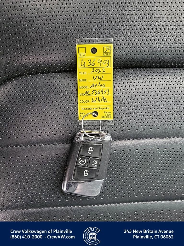 Used 2022 Volkswagen Atlas SEL Premium image 38