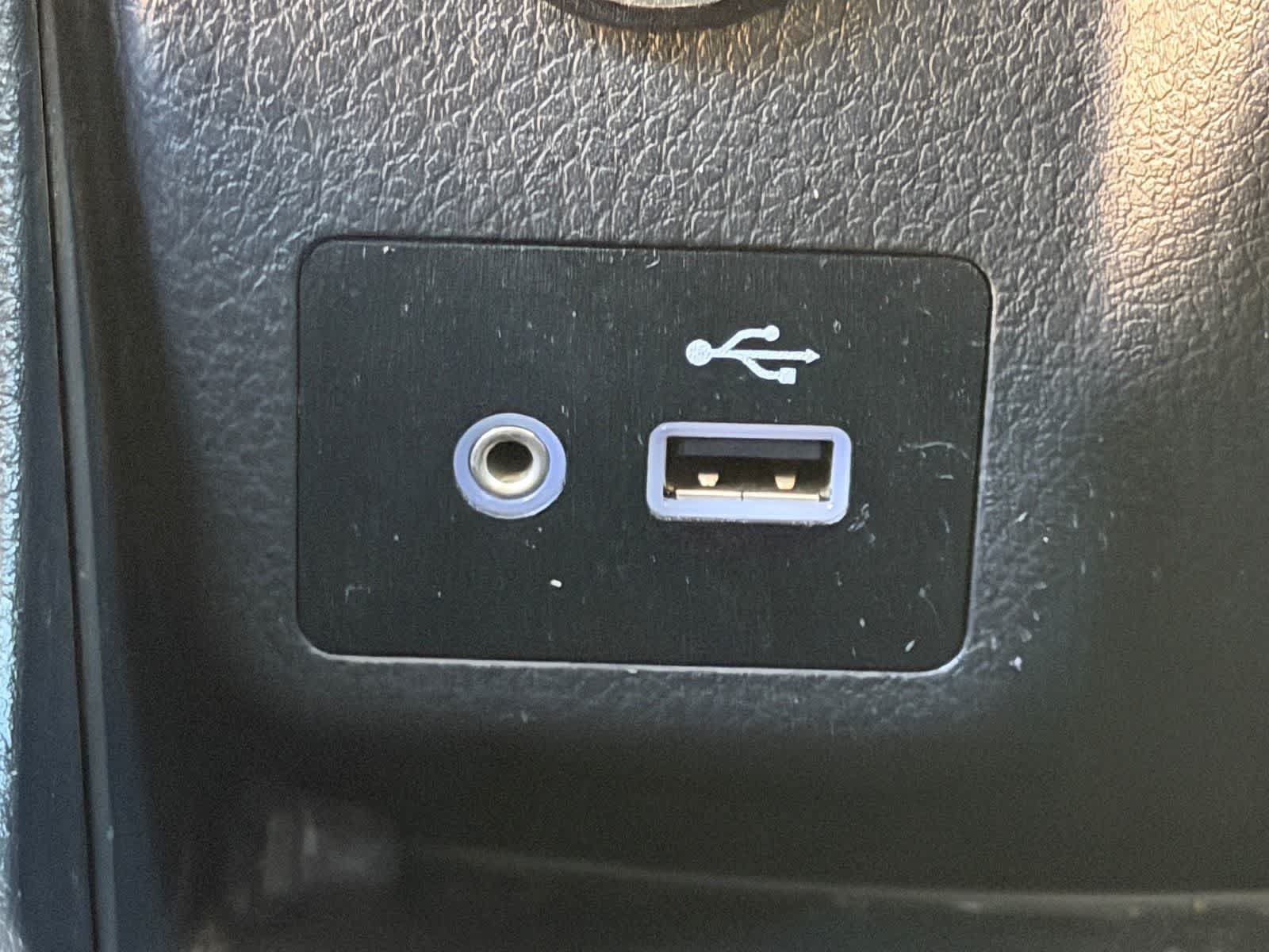 Certified 2020 Nissan NV200 S FWD image 27