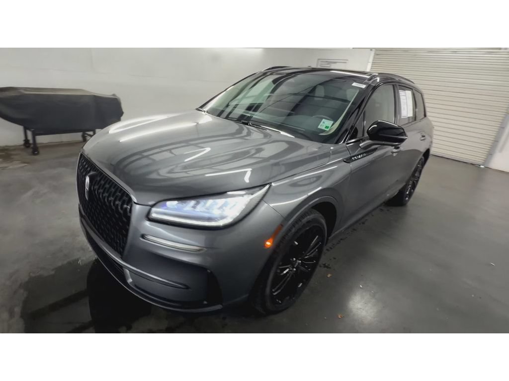 Used 2025 Lincoln Corsair FWD w/ Equipment Group 101A image 4