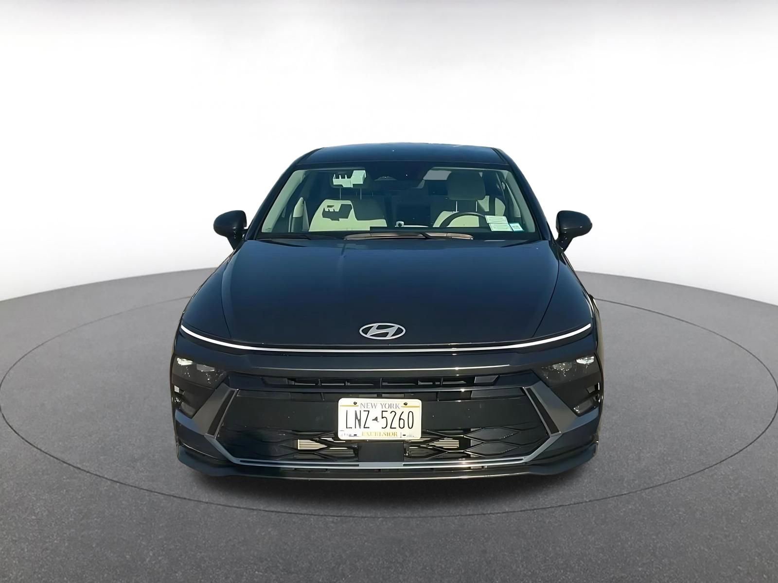 Used 2025 Hyundai Sonata SEL FWD image 4