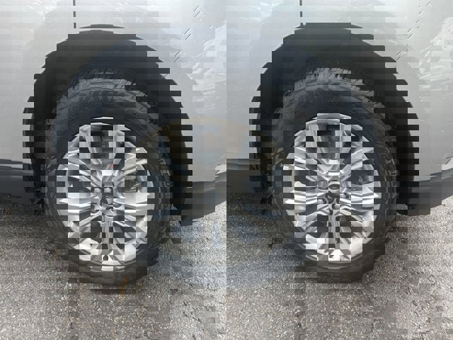 Used 2024 Ford Edge Titanium image 8