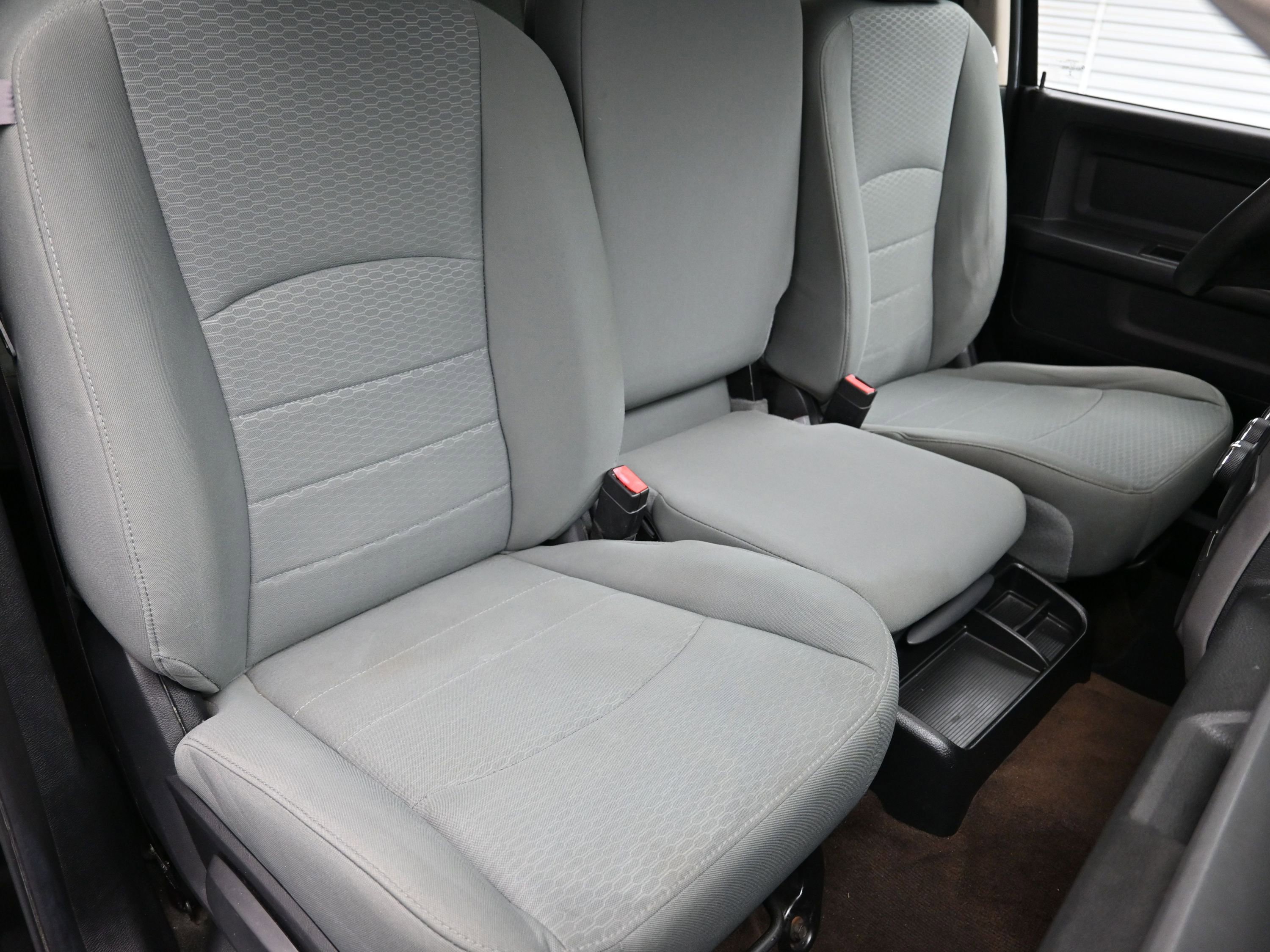 Used 2014 RAM 1500 Express image 37