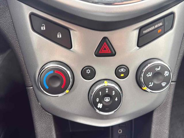 Used 2019 Chevrolet Sonic LT image 21