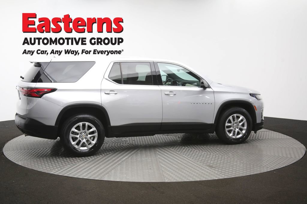 Used 2022 Chevrolet Traverse LS AWD/4WD image 43