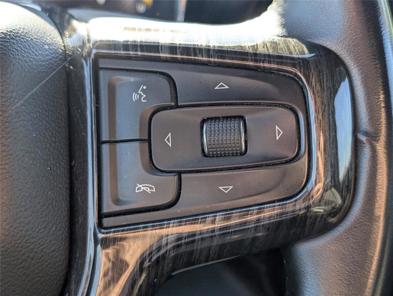 Used 2024 Chevrolet Silverado 2500 LT image 19