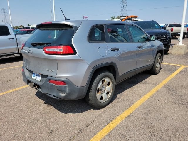 Used 2014 Jeep Cherokee Sport w/ Cold Weather Group AWD/4WD image 3