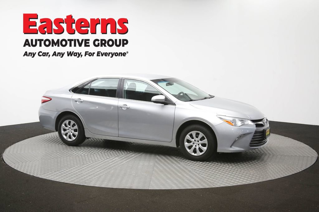 Used 2017 Toyota Camry LE FWD image 46