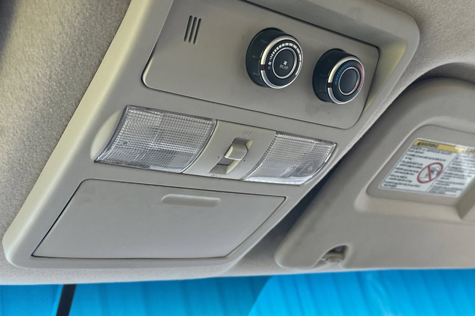 Used 2019 Nissan NV 3500 SL RWD image 24