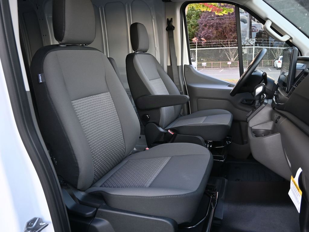 New 2026 Ford Transit 250 148 Medium Roof Extended AWD image 24