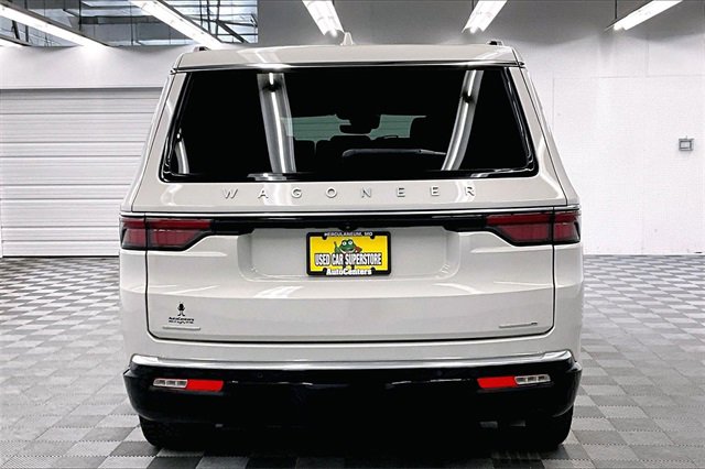 Used 2022 Jeep Wagoneer Series I w/ Convenience Group I image 4