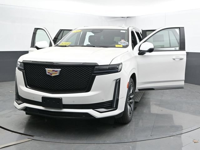 Used 2024 Cadillac Escalade Sport Platinum w/ LPO, Floor Liner Package AWD/4WD image 57