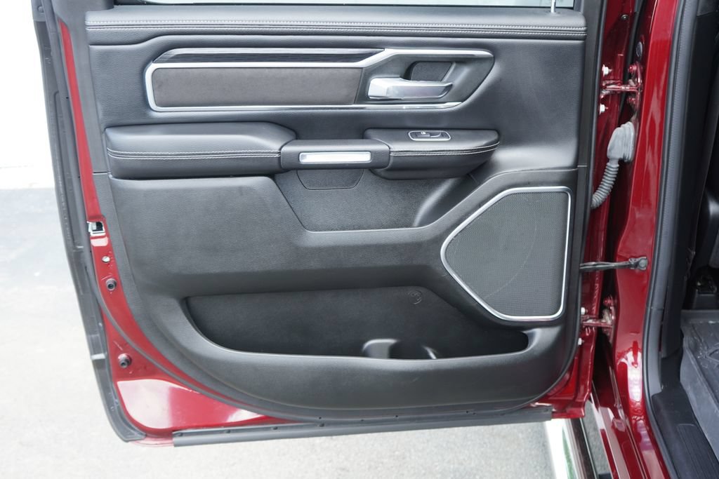 Used 2023 RAM 1500 Laramie AWD/4WD image 29