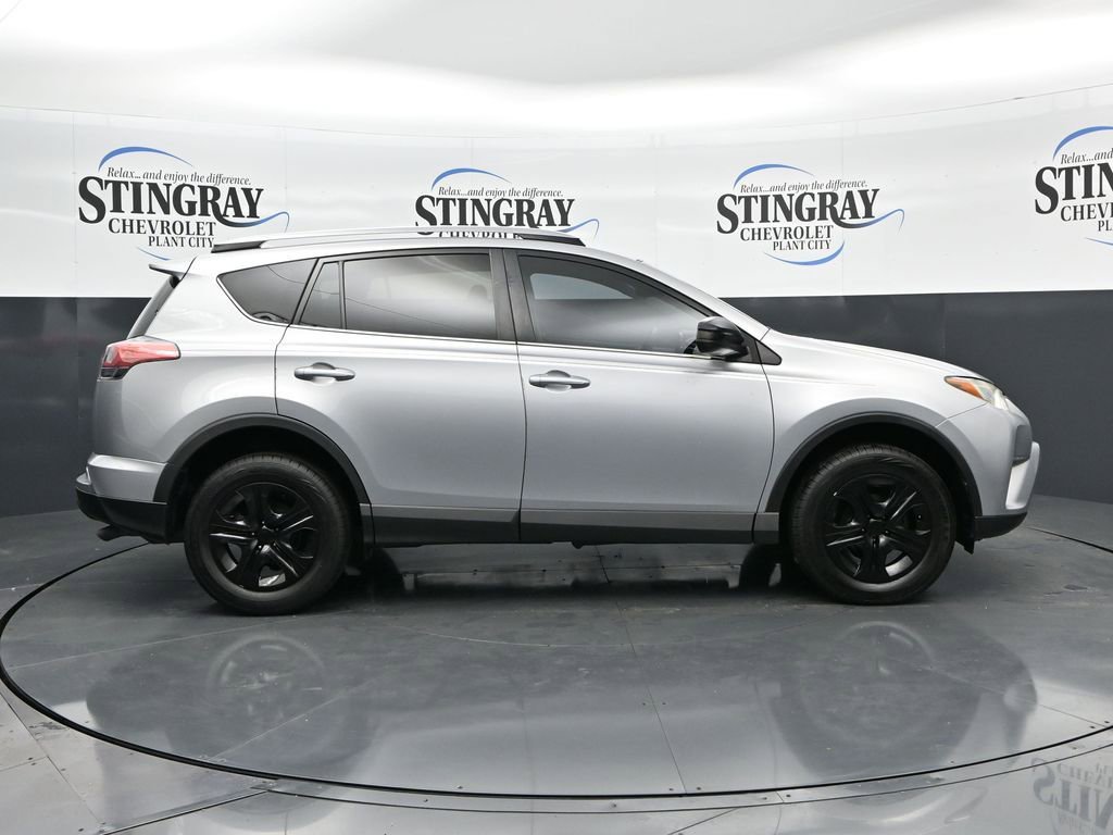 Used 2017 Toyota RAV4 LE image 8