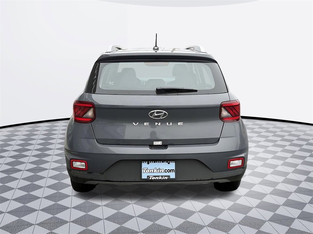 Certified 2025 Hyundai Venue SEL image 6