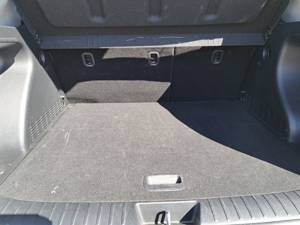Used 2025 Hyundai Kona SEL image 24