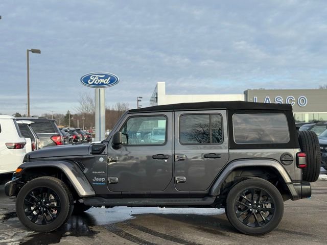 Used 2022 Jeep Wrangler Unlimited Sahara w/ Cold Weather Group image 37