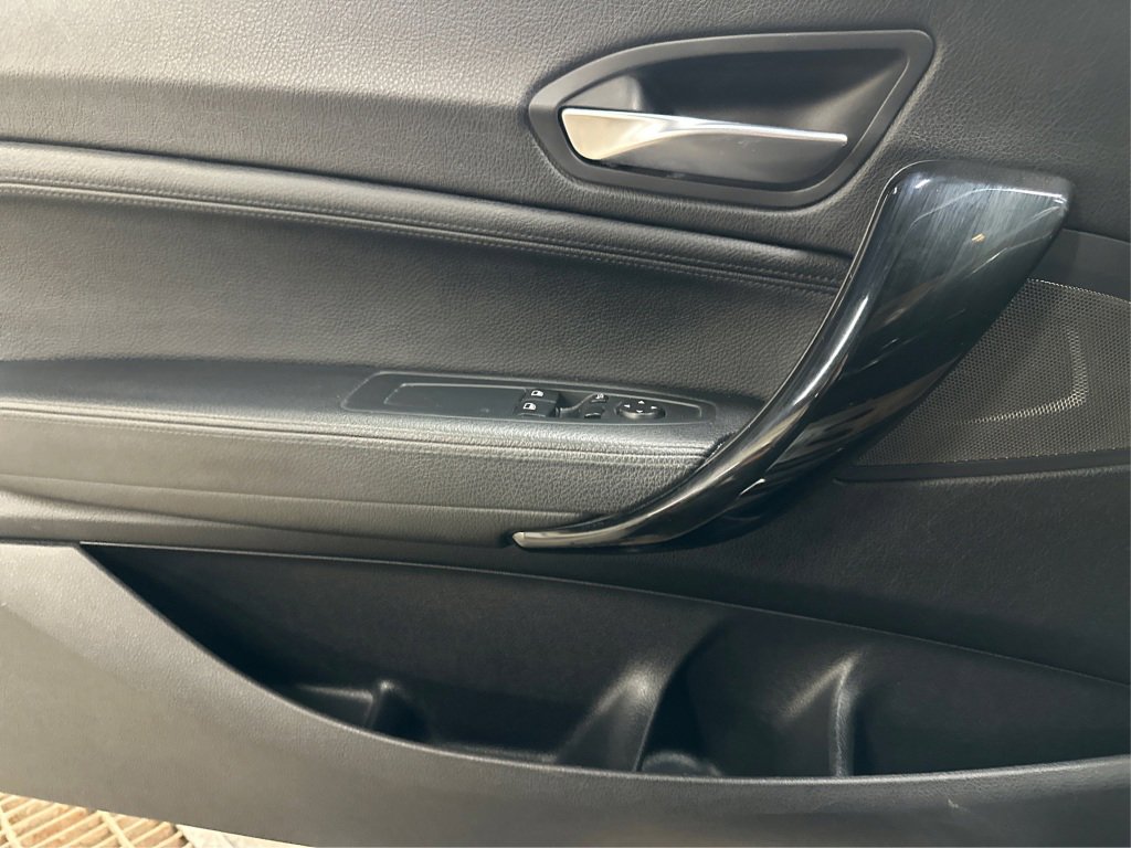 Used 2017 BMW 230i xDrive Coupe image 28