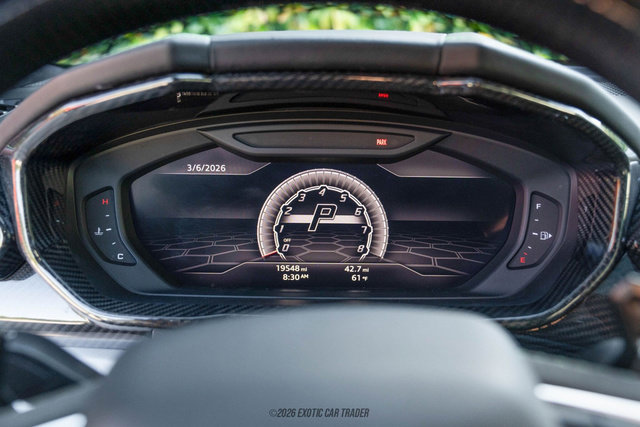 Used 2021 Lamborghini Urus image 53